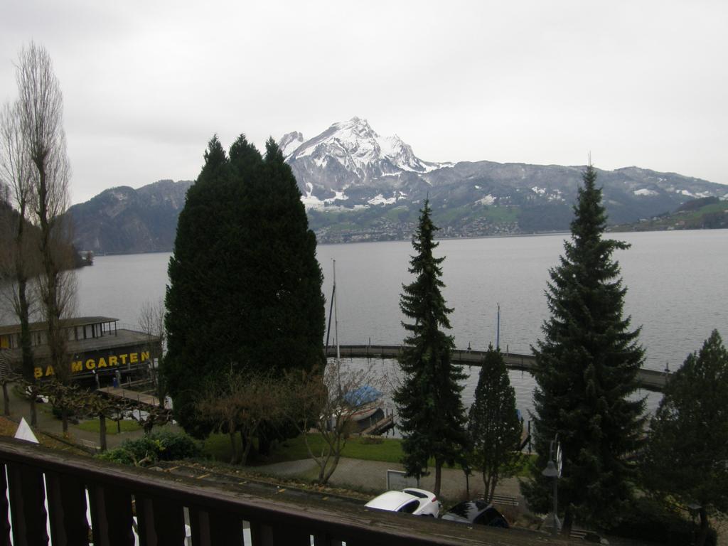 Gastehaus Baumgarten Otel Kehrsiten Oda fotoğraf