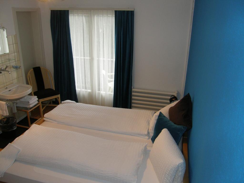 Gastehaus Baumgarten Otel Kehrsiten Oda fotoğraf